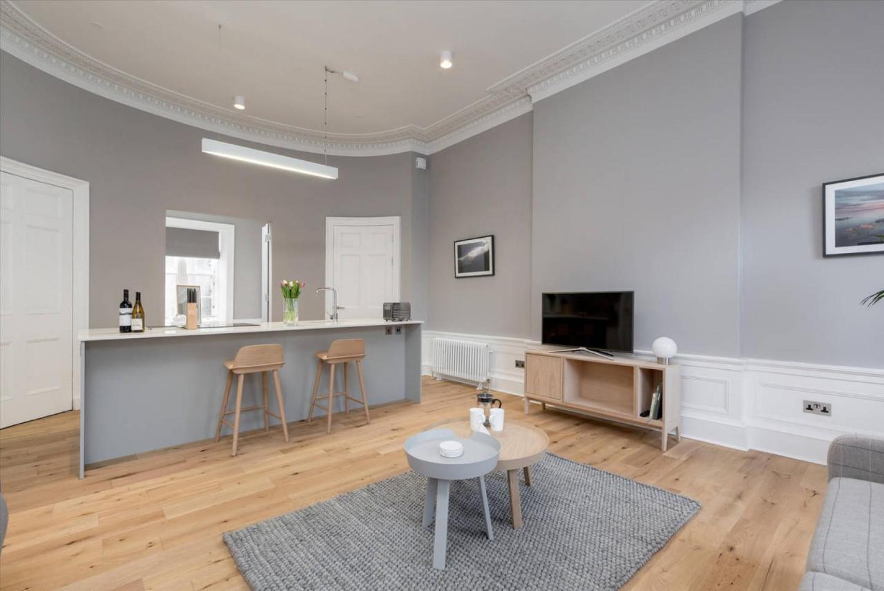 Joivy Spacious And Bright 1Bed Apt, Short Walk From Princes Street Edinburgh Dış mekan fotoğraf
