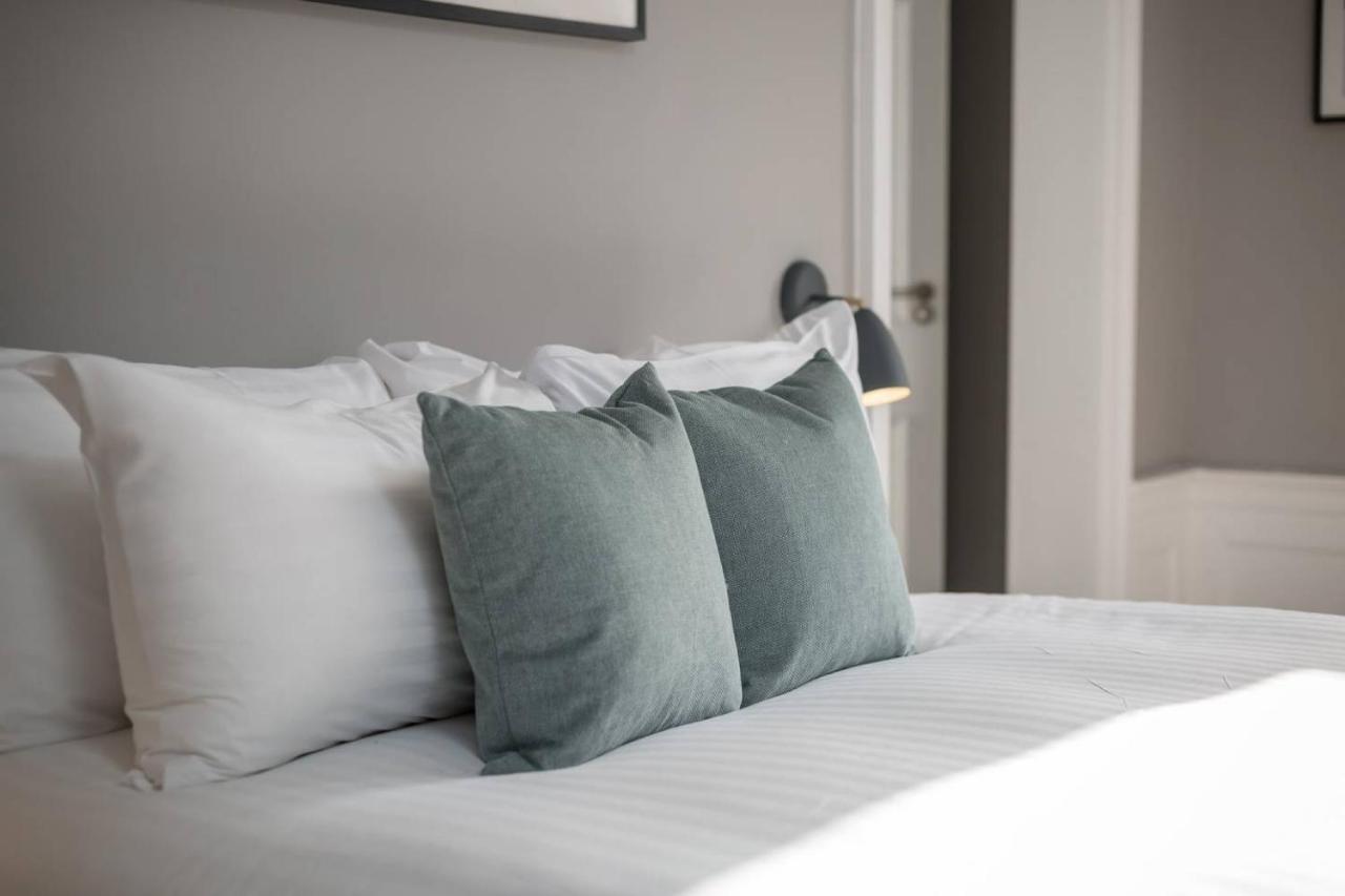 Joivy Spacious And Bright 1Bed Apt, Short Walk From Princes Street Edinburgh Dış mekan fotoğraf